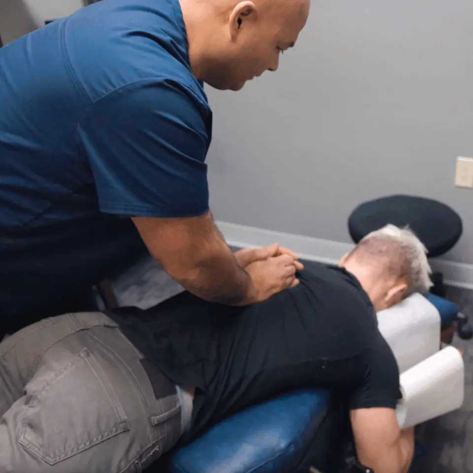 Expert chiropractic spinal adjustment