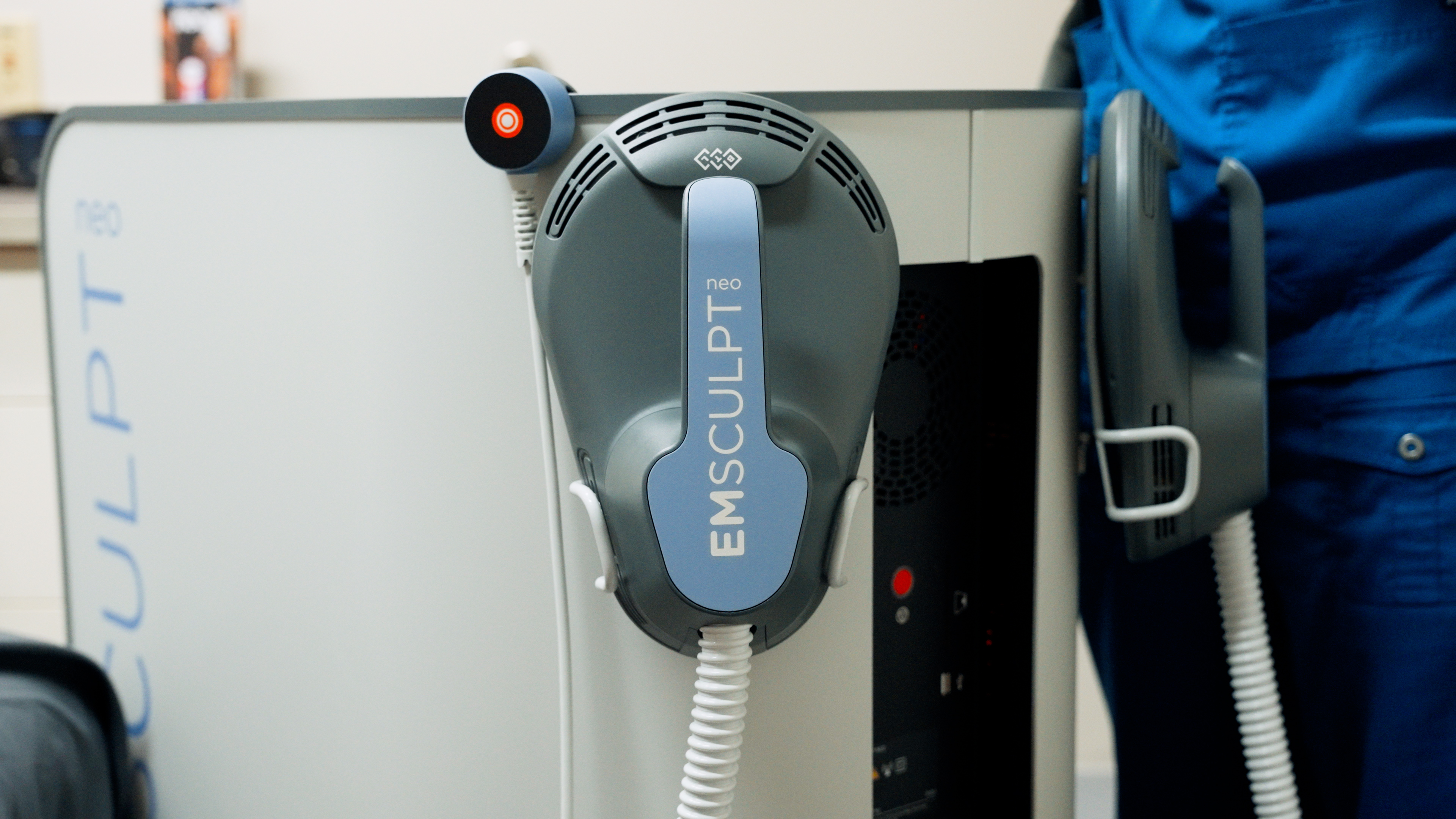 EMSCULPT NEO body sculpting and fat reduction